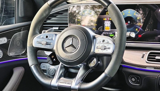 Mercedes-Benz AMG GLE 63 4MATIC Внедорожник (612 л.с.) фото 16