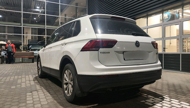 Volkswagen Tiguan 1.4 4WD Внедорожник line (150 л.с.) фото 4