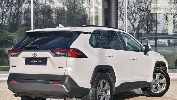 Toyota RAV4 2.0 4WD Внедорожник Prestige (149 л.с.) фото 6