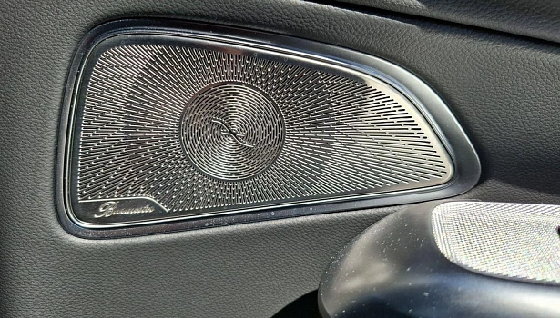 Mercedes-Benz E 2.0d 4MATIC Седан (197 л.с.) фото 27