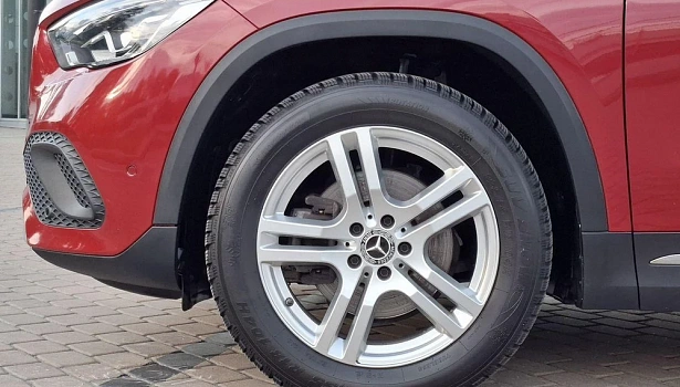 Mercedes-Benz GLA 200 Внедорожник Progressive (150 л.с.) фото 16