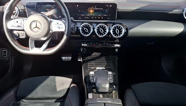 Mercedes-Benz CLA 200 Купе Sport (150 л.с.) фото 40