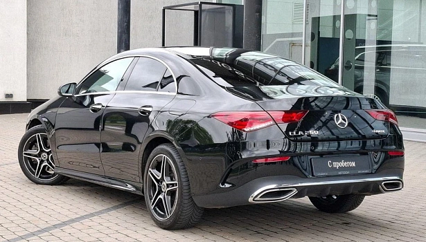 Mercedes-Benz CLA 250 4MATIC Купе Sport (224 л.с.) фото 4