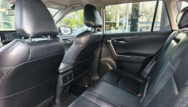 Toyota RAV4 2.0 4WD Внедорожник Prestige (149 л.с.) фото 13