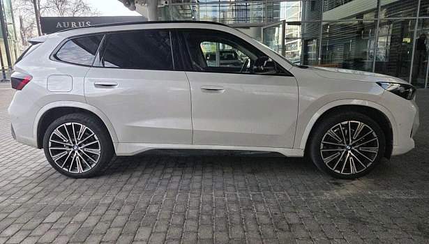 BMW X1 2.0 4WD Внедорожник XDrive25Li M Sport Package (204 л.с.) фото 5
