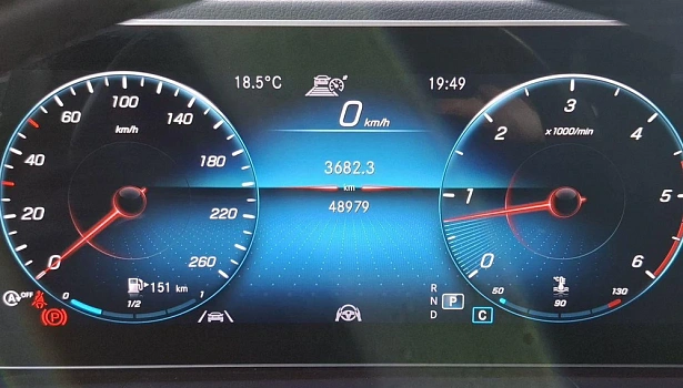 Mercedes-Benz GLE 350 d 4MATIC Внедорожник (272 л.с.) фото 23