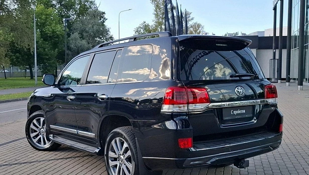 Toyota Land Cruiser 4.5d 4WD Внедорожник Люкс Safety (5 мест) (249 л.с.) фото 4