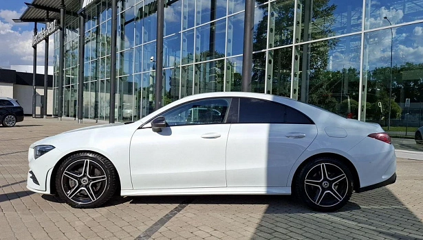 Mercedes-Benz CLA 200 Купе Sport (150 л.с.) фото 10