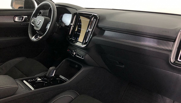 Volvo XC40 2.0 4WD Внедорожник R-Design (MY21) (190 л.с.) фото 11