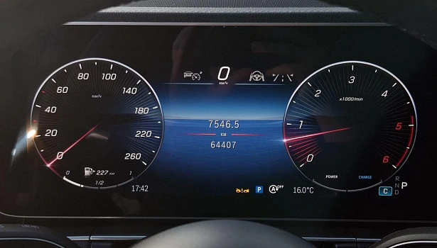 Mercedes-Benz GLE 300 d 4MATIC Внедорожник (269 л.с.) фото 17