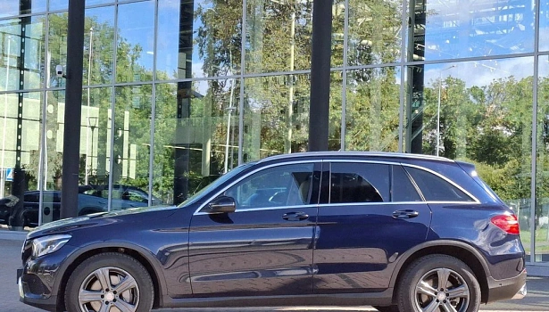 Mercedes-Benz GLC 250 4MATIC Внедорожник (211 л.с.) фото 3