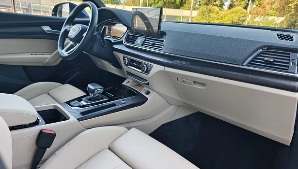 Audi Q5 Sportback 2.0 4WD Внедорожник Design (249 л.с.) фото 11