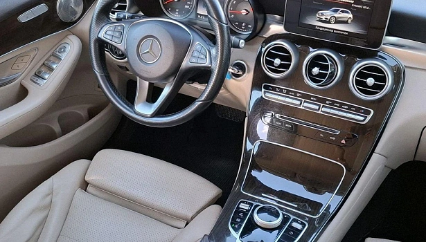 Mercedes-Benz GLC 250 4MATIC Внедорожник (211 л.с.) фото 15