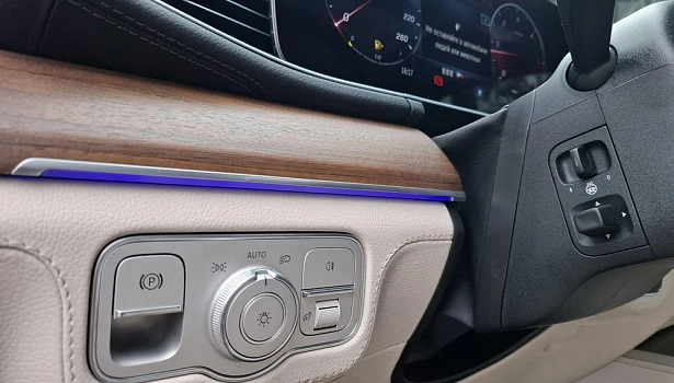 Mercedes-Benz GLE 300 d 4MATIC Внедорожник (269 л.с.) фото 22