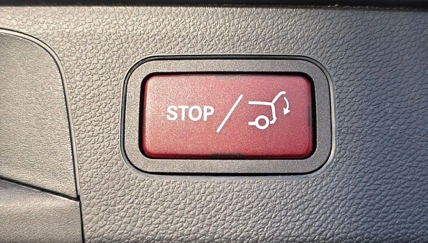 Mercedes-Benz GLC 250 4MATIC Внедорожник Особая серия (211 л.с.) фото 22