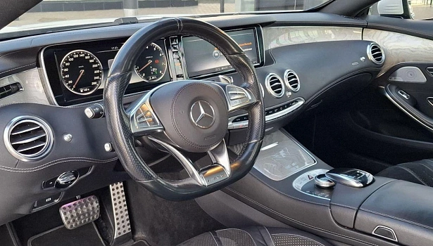 Mercedes-Benz S 500 4MATIC Купе (455 л.с.) фото 10