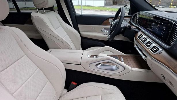 Mercedes-Benz GLE 300 d 4MATIC Внедорожник (269 л.с.) фото 13