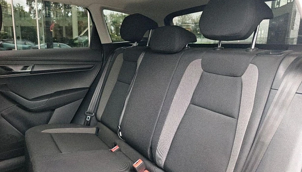 Skoda Karoq 1.4 4WD Внедорожник Style (2020) (150 л.с.) фото 14