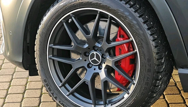 Mercedes-Benz AMG GLE 63 4MATIC Внедорожник (612 л.с.) фото 9