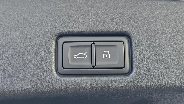 Audi Q5 2.0 4WD Внедорожник 40 TFSI Quattro (204 л.с.) фото 18