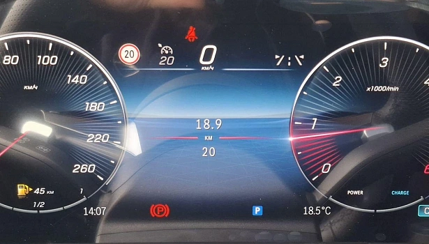 Mercedes-Benz GLE 300 d 4MATIC Внедорожник (269 л.с.) фото 15