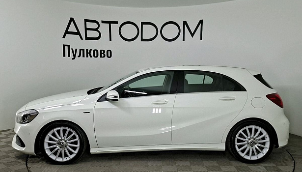 Mercedes-Benz A 180 Хэтчбек (122 л.с.) фото 3