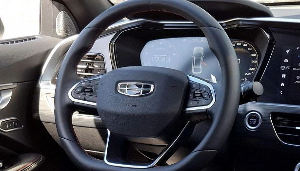 Geely Tugella 2.0 4WD Внедорожник Luxury (200 л.с.) фото 18