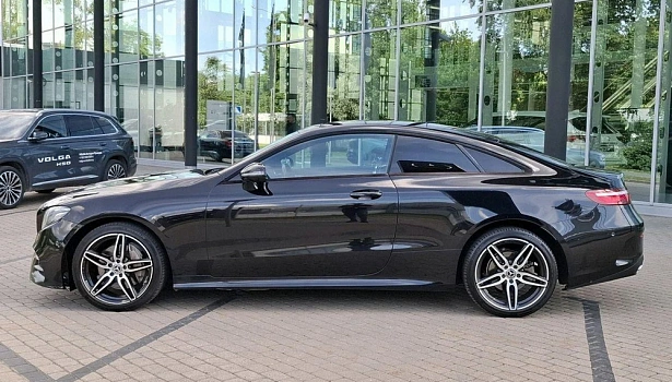 Mercedes-Benz E 200 4MATIC Купе Sport (184 л.с.) фото 2
