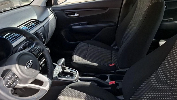 Kia Rio 1.6 4WD Седан Comfort (123 л.с.) фото 12