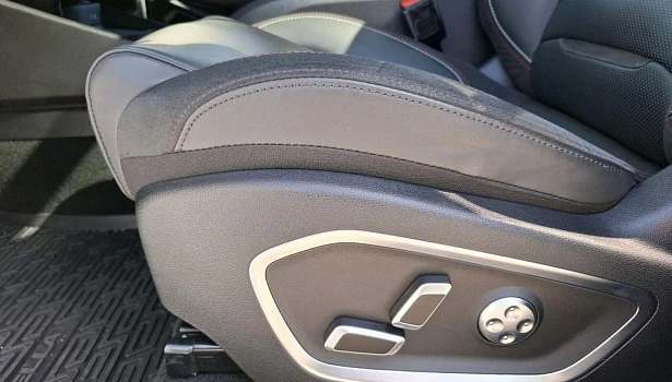 Geely Tugella 2.0 4WD Внедорожник Luxury (200 л.с.) фото 16