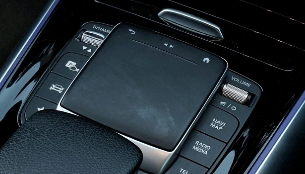 Mercedes-Benz GLA 200 Внедорожник Progressive (150 л.с.) фото 17