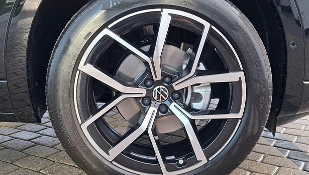 Volkswagen Tavendor 2.0 4WD Внедорожник (272 л.с.) фото 9