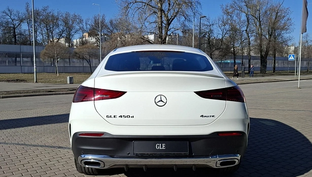 Mercedes-Benz GLE 3.0d 4MATIC Внедорожник 450 d 4MATIC (367 л.с.) фото 8