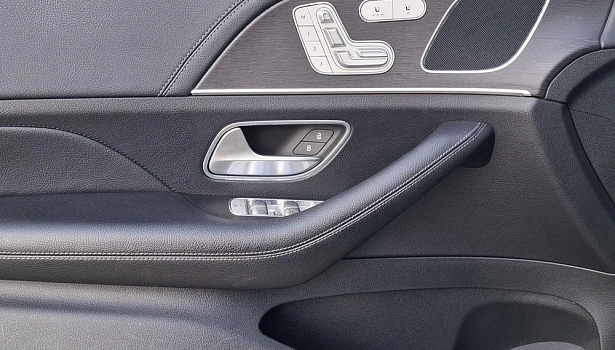 Mercedes-Benz GLE 300 d 4MATIC Внедорожник Sport (245 л.с.) фото 18