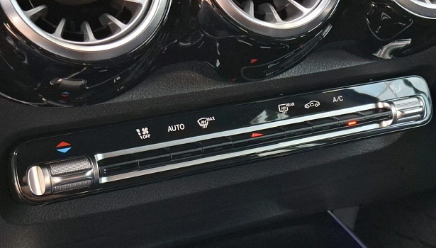 Mercedes-Benz GLB 200 4MATIC Внедорожник Sport (150 л.с.) фото 15