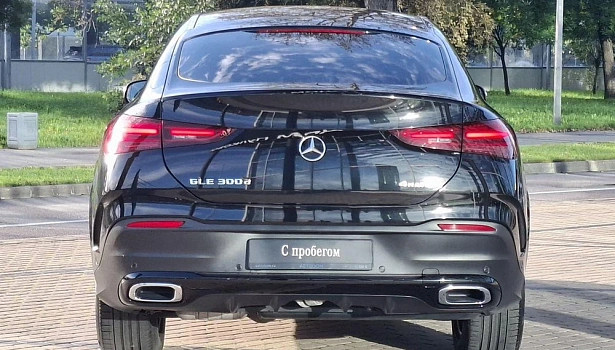 Mercedes-Benz GLE 300 d 4MATIC Внедорожник (269 л.с.) фото 7