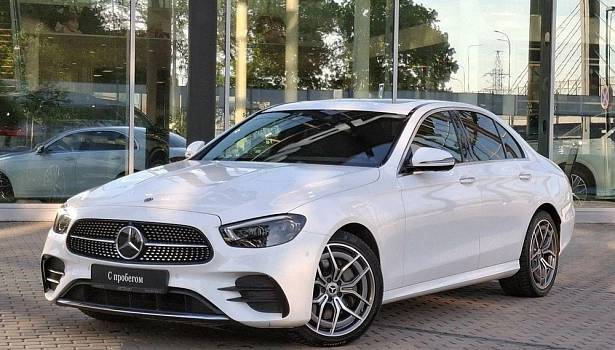 Mercedes-Benz E 220 d 4MATIC Седан Sport (194 л.с.) фото 1