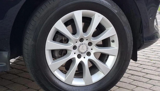 Mercedes-Benz GLE 300 4MATIC Внедорожник Особая серия (249 л.с.) фото 16