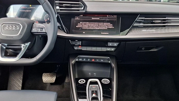 Audi A3 1.5 4WD Хэтчбек (160 л.с.) фото 20