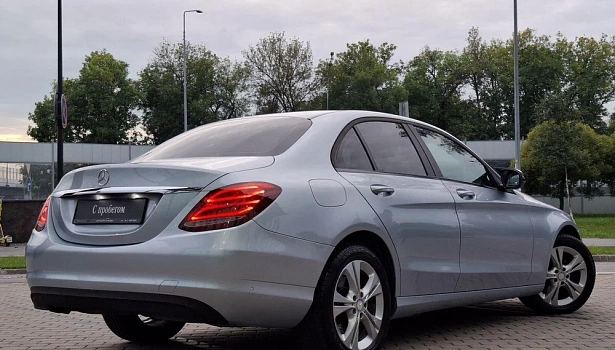 Mercedes-Benz C 200 4MATIC Седан Особая серия (184 л.с.) фото 6