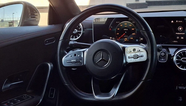 Mercedes-Benz CLA 200 Купе Sport (150 л.с.) фото 21