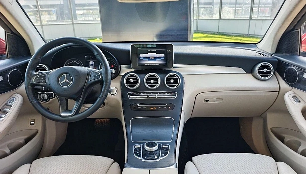 Mercedes-Benz GLC 300 4MATIC Внедорожник Sport (245 л.с.) фото 9