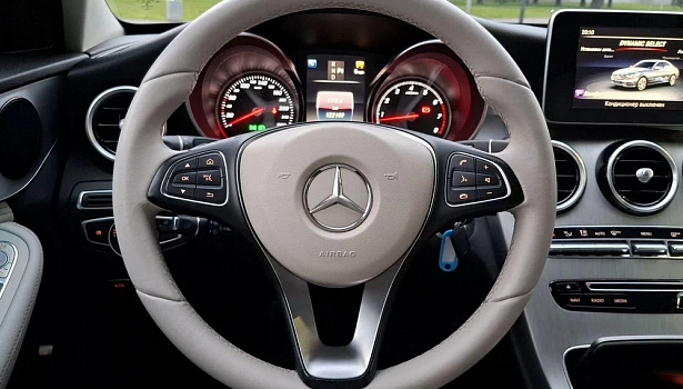 Mercedes-Benz C 200 4MATIC Седан Особая серия (184 л.с.) фото 20