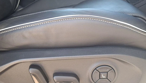 Volkswagen Touareg 3.0d 4WD Внедорожник Elegance (286 л.с.) фото 25