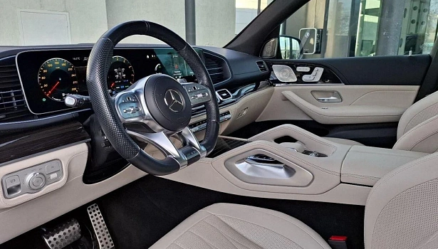 Mercedes-Benz AMG GLS 63 4MATIC Внедорожник (612 л.с.) фото 10