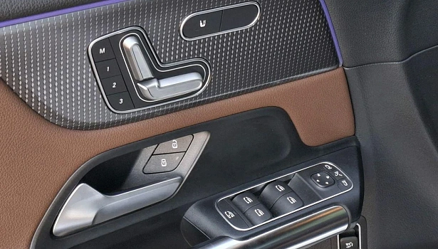 Mercedes-Benz GLA 200 Внедорожник Progressive (150 л.с.) фото 16