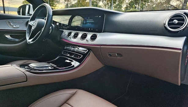 Mercedes-Benz E 250 Седан (211 л.с.) фото 11