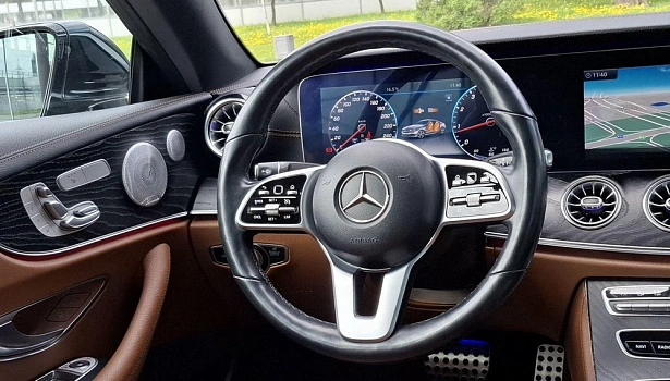 Mercedes-Benz E 200 4MATIC Купе Sport (197 л.с.) фото 27