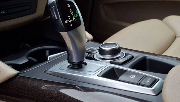 BMW X6 3.0d 4WD Внедорожник (245 л.с.) фото 18
