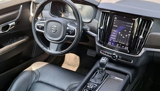 Volvo V90 Cross Country 2.0 4WD Универсал Plus (249 л.с.) фото 15